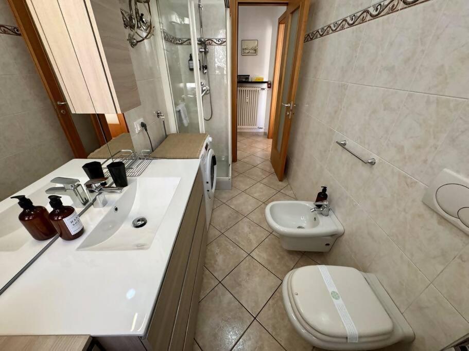 Ilaria House Apartment Комо Екстериор снимка
