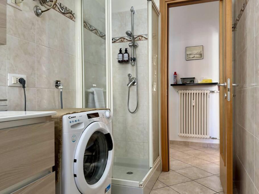 Ilaria House Apartment Комо Екстериор снимка